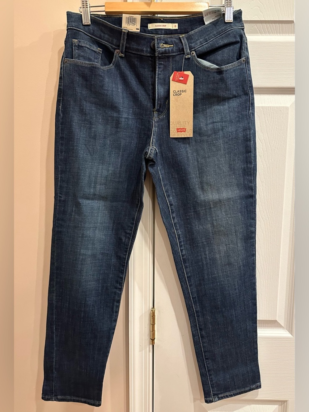 Levi's Women's Classic Crop Jeans — Dark Blue Wash